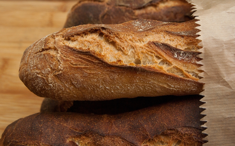 ecommerce-LES ARCS-min_dish-food-baking-cuisine-bread-bakery-399077-pxhere.com